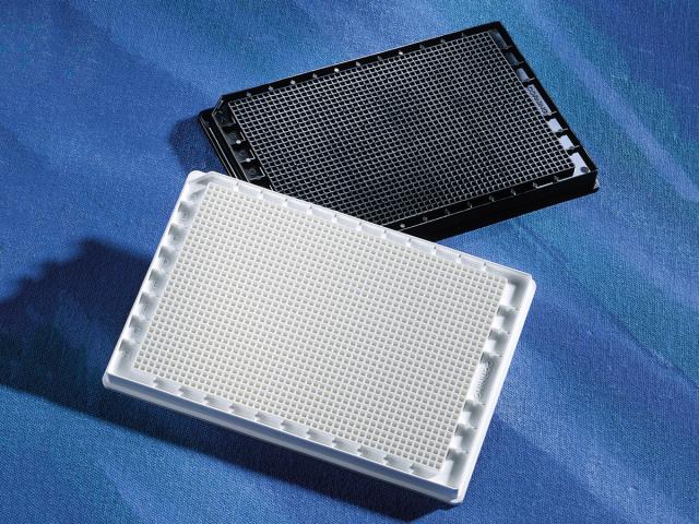 Corning 1536 well Black with Clear Flat